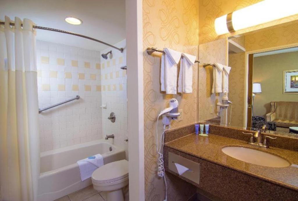 Resort Orleans And Casino Las Vegas