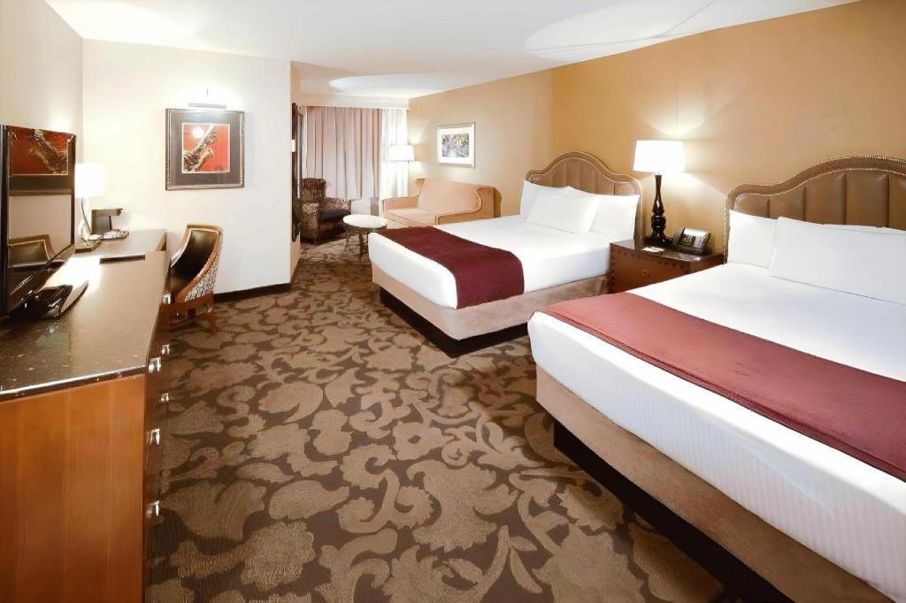 Resort Orleans And Casino